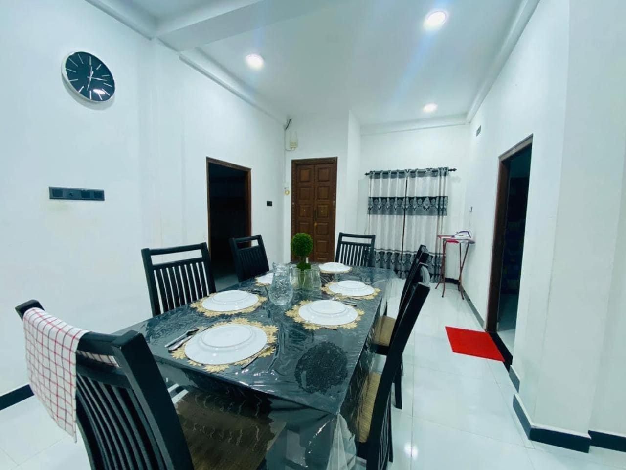 Lalitha Holiday Inn جافنا المظهر الخارجي الصورة